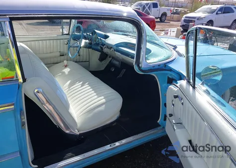 1960 Chevrolet Impala z USA, uszkodzony, nr VIN 01837N112021